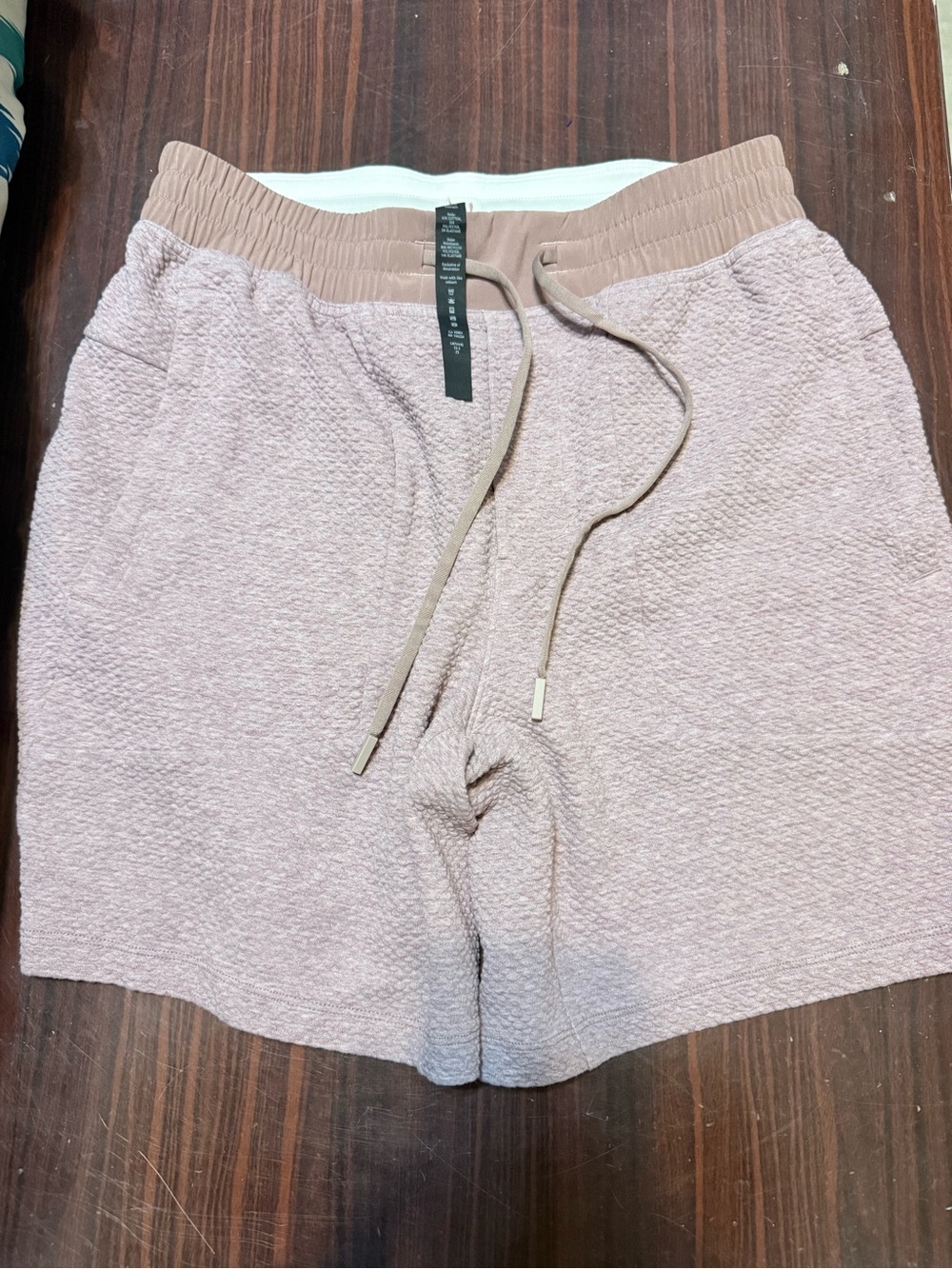 lululemon athletica Men’s Textured Drawstring Shorts — Light Mauve/Taupe
